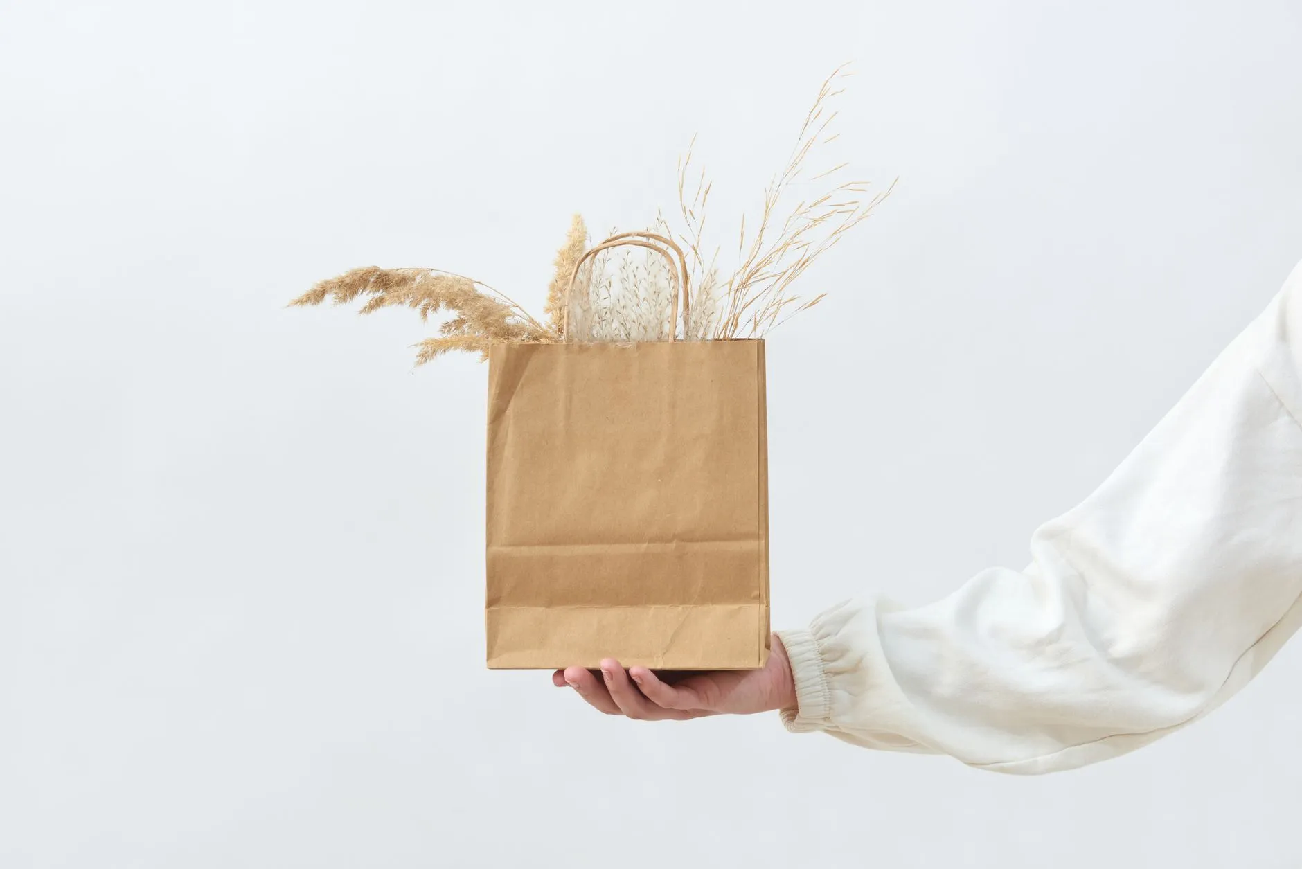 廊坊机油桶厂家分享：塑料桶抗腐蚀性能测试方法与常见问题分析